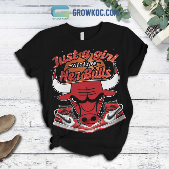 Chicago Bulls Girl Loves Her Bulls Fleece Family Pajamas Set Tshirt Sweatshirt Long sleeves Pant Set NVA