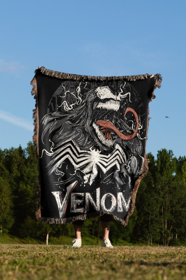 Venom Hand Cozy Woven Blanket HG | Spiderman Marvel Tapestry Throw | Suitable As Snuggle Blanket Or Woven Wall Hanging